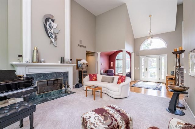 21579 Trent Court, Novi, MI 48375