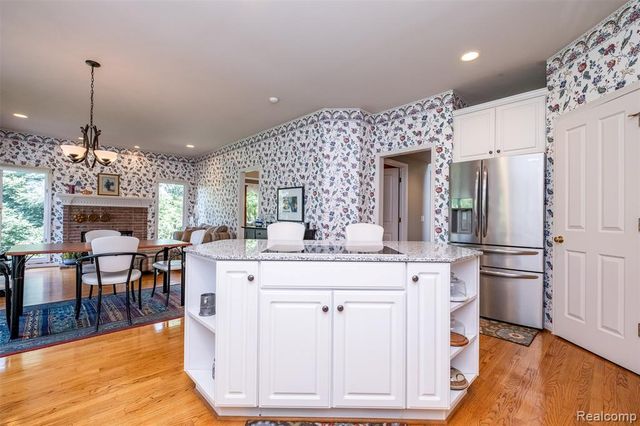21579 Trent Court, Novi, MI 48375