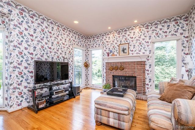 21579 Trent Court, Novi, MI 48375