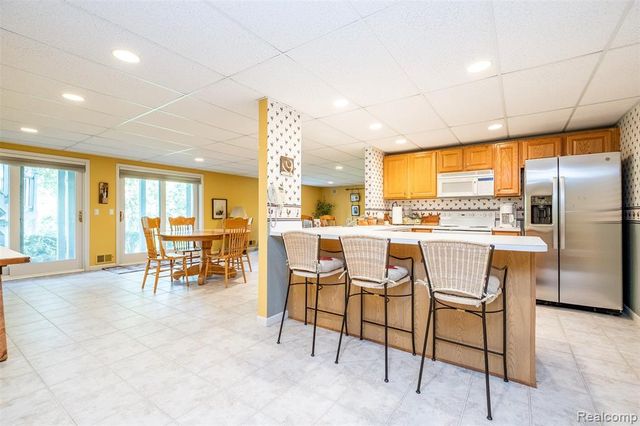 21579 Trent Court, Novi, MI 48375