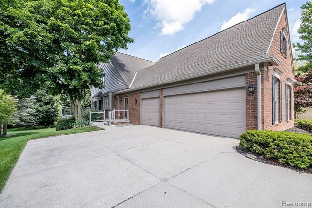 21579 Trent Court, Novi, MI 48375