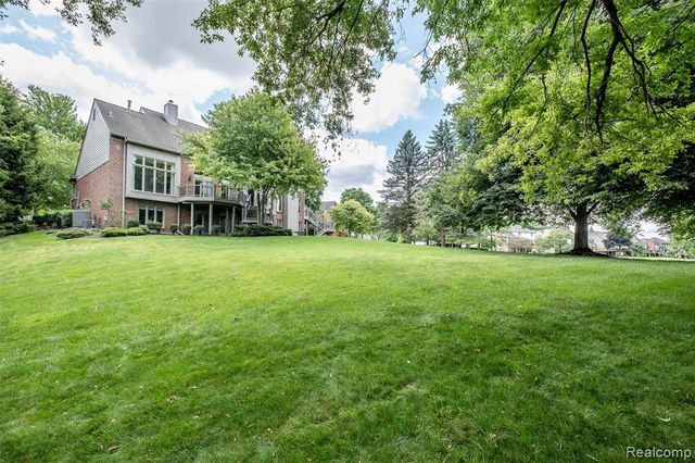 21579 Trent Court, Novi, MI 48375