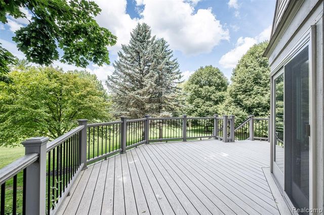 21579 Trent Court, Novi, MI 48375