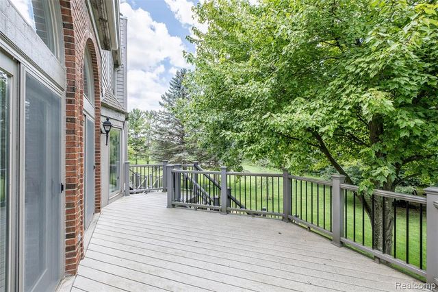 21579 Trent Court, Novi, MI 48375