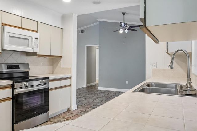 117 HOMEWOOD DRIVE, Winter Haven, FL 33880