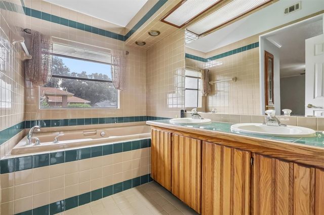 117 HOMEWOOD DRIVE, Winter Haven, FL 33880
