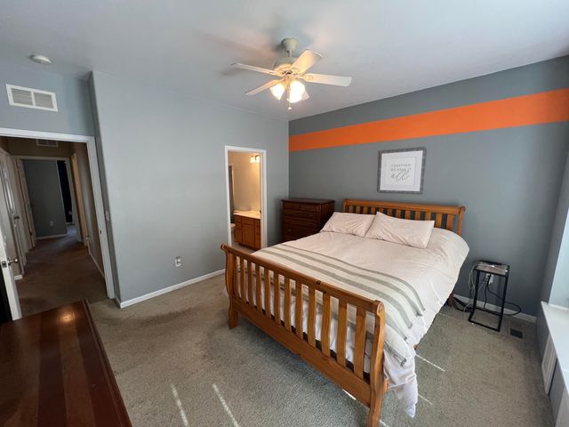 1044 Metz Court, Hobart, IN 46342