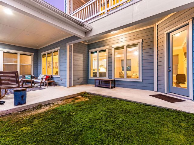 14 Kendrick Pines Boulevard, The Woodlands, TX 77389