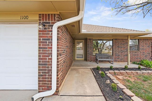 1100 David Road, Moore, OK 73160