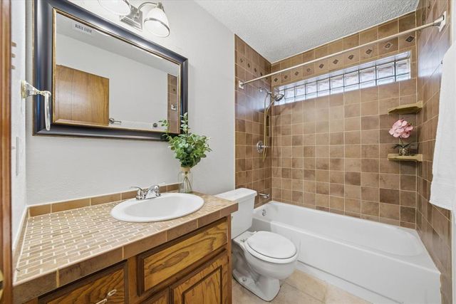 1100 David Road, Moore, OK 73160