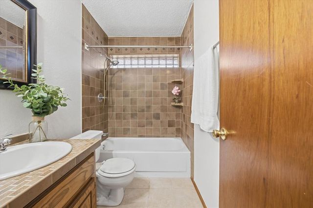 1100 David Road, Moore, OK 73160