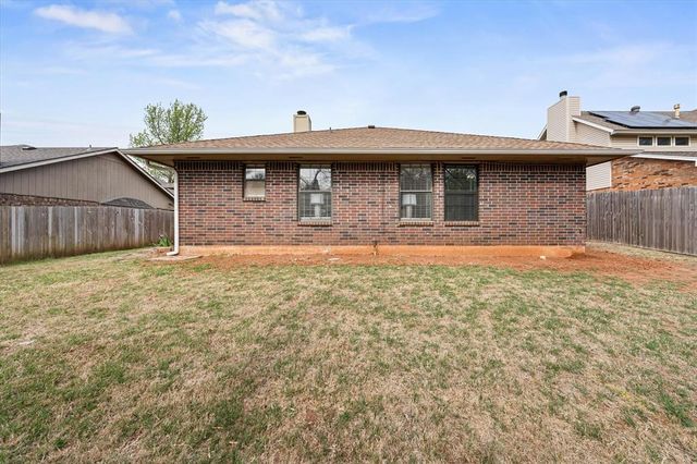 1100 David Road, Moore, OK 73160