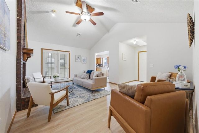 1100 David Road, Moore, OK 73160