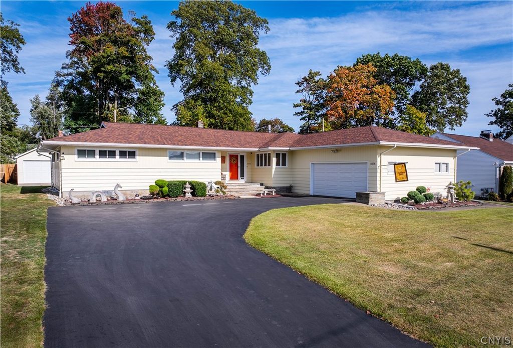 2636 Glenwood Road, Utica, NY 13501