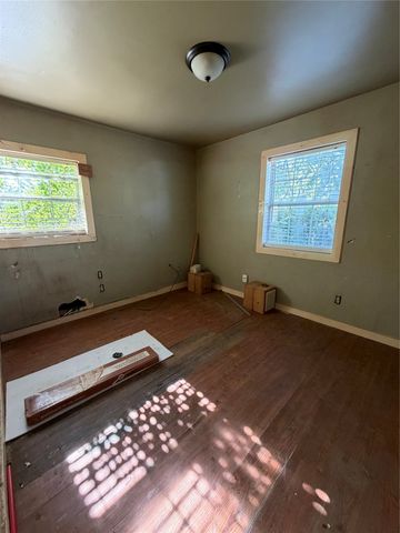 715 Scott Drive, Arlington, TX 76012