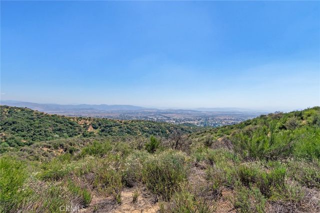 39501 Eastview Court, Yucaipa, CA 92399
