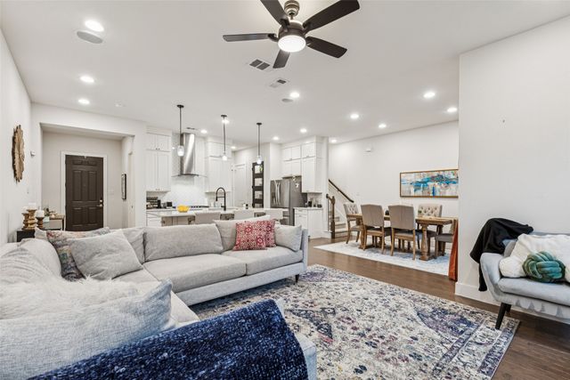 17716 Shumard Oak Drive, Dallas, TX 75252