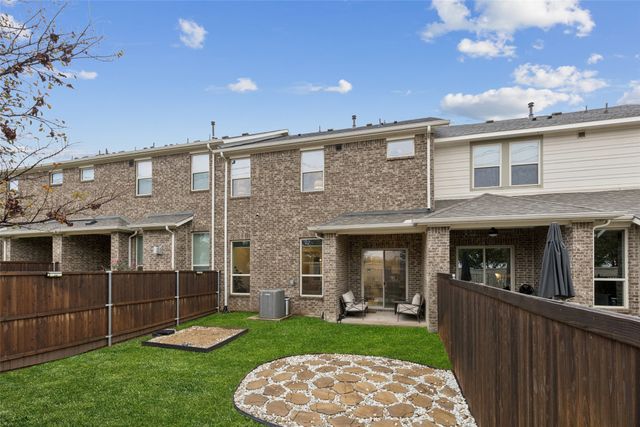 17716 Shumard Oak Drive, Dallas, TX 75252