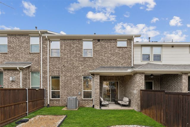 17716 Shumard Oak Drive, Dallas, TX 75252