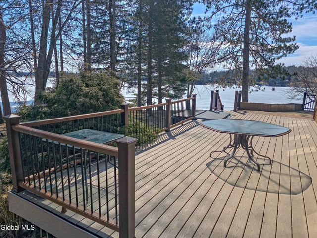 122 Boblin Marina Drive, Mayfield, NY 12117