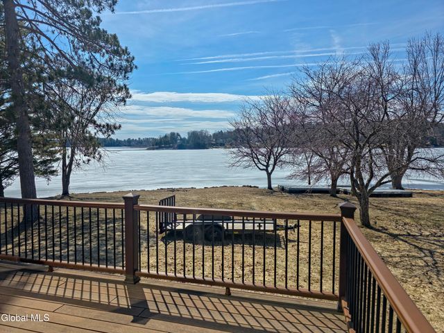 122 Boblin Marina Drive, Mayfield, NY 12117