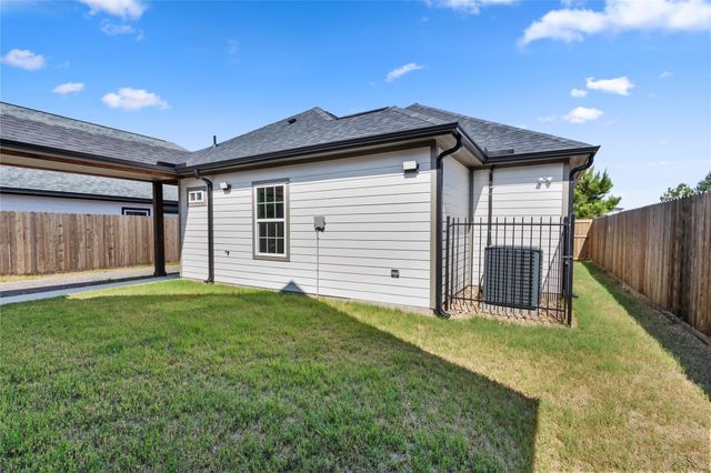 191 Road 51022, Cleveland, TX 77327