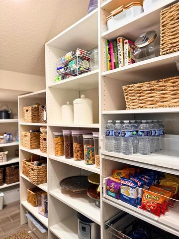 1713 PASTURE LOOP, Oviedo, FL 32765