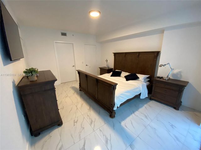 201 SW 17th Rd 403, Miami, FL 33129