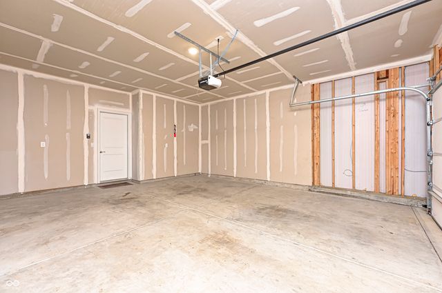 11213 N Heirloom Drive, Monrovia, IN 46157