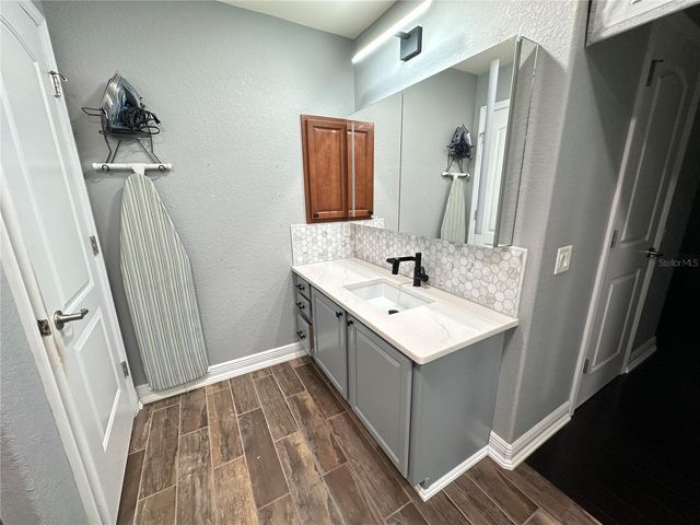 1555 BLUE SKY BOULEVARD, Haines City, FL 33844