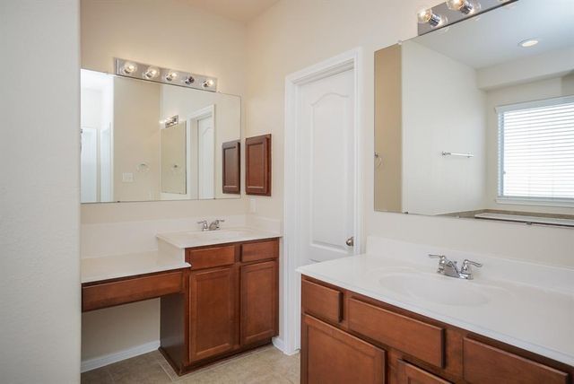 24223 Courtland Oaks Street, Katy, TX 77494