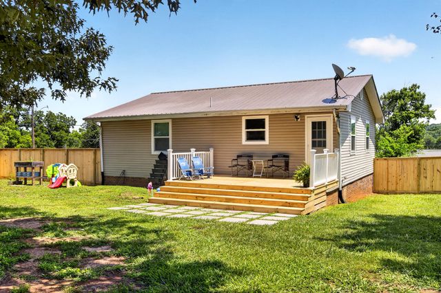 235 Oak Grove Road, Madisonville, TN 37354