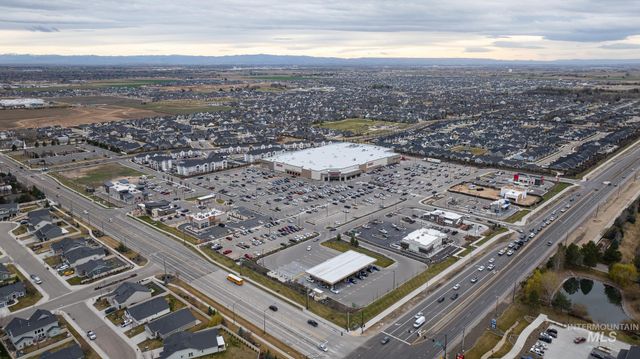 1398 W Woodpine St, Meridian, ID 83646