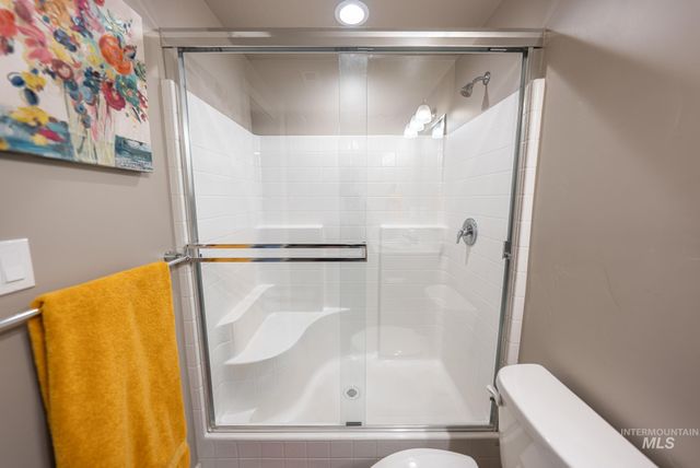 1398 W Woodpine St, Meridian, ID 83646