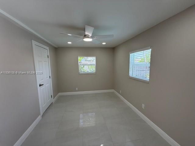 917 SE 15th Ct, Deerfield Beach, FL 33441