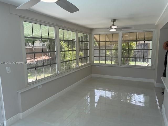 917 SE 15th Ct, Deerfield Beach, FL 33441