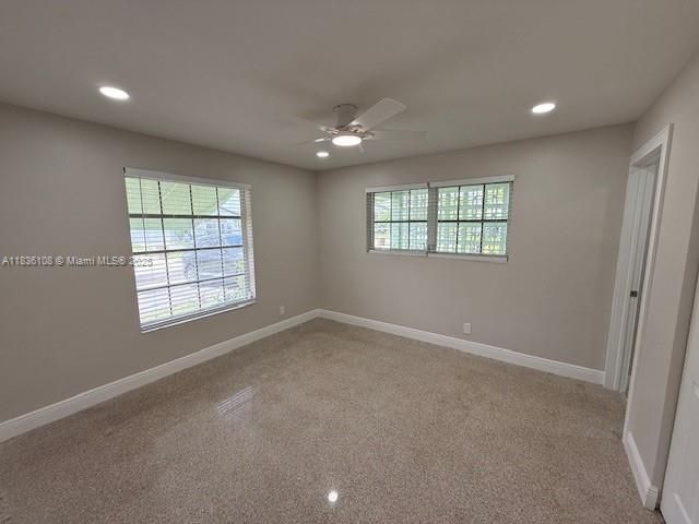 917 SE 15th Ct, Deerfield Beach, FL 33441
