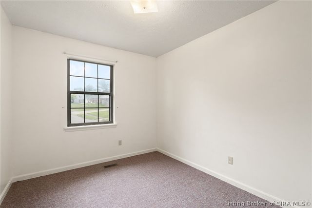 3109 Crums Lane, Jeffersonville, IN 47130