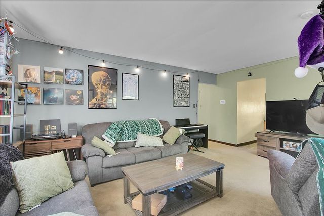 703 Oakland Avenue, Joliet, IL 60435