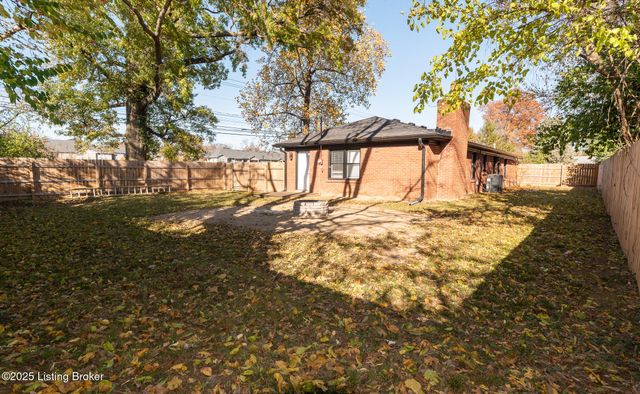 8416 Westport Rd, Briarwood, KY 40242