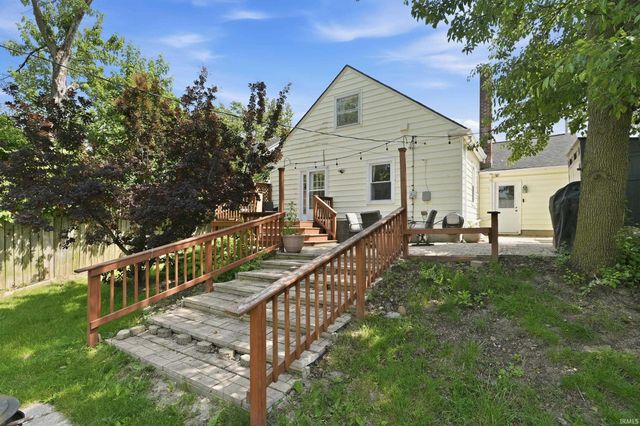 323 Field Street, Fort Wayne, IN 46805