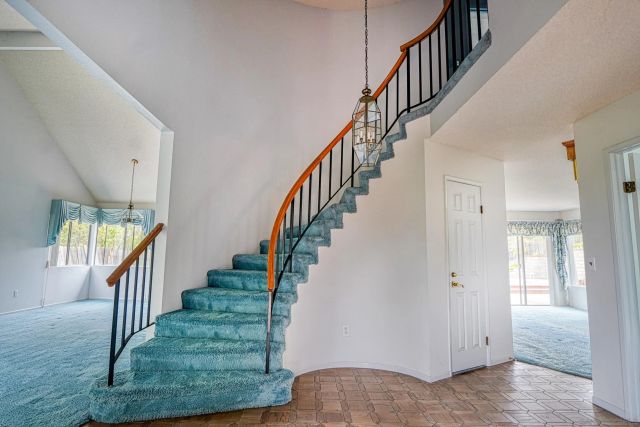 12970 La Tortola, San Diego, CA 92129