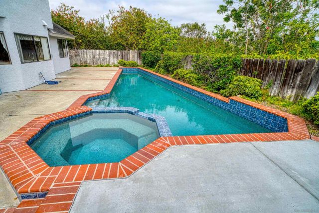 12970 La Tortola, San Diego, CA 92129
