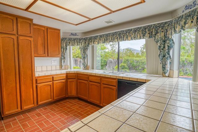 12970 La Tortola, San Diego, CA 92129