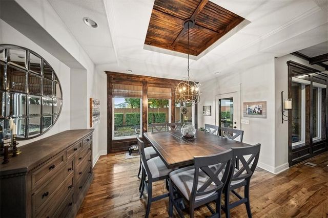 15609 Linden Street, Overland Park, KS 66224