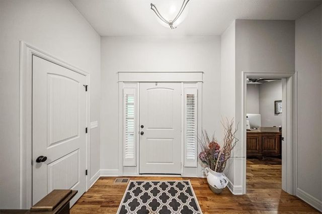 15609 Linden Street, Overland Park, KS 66224