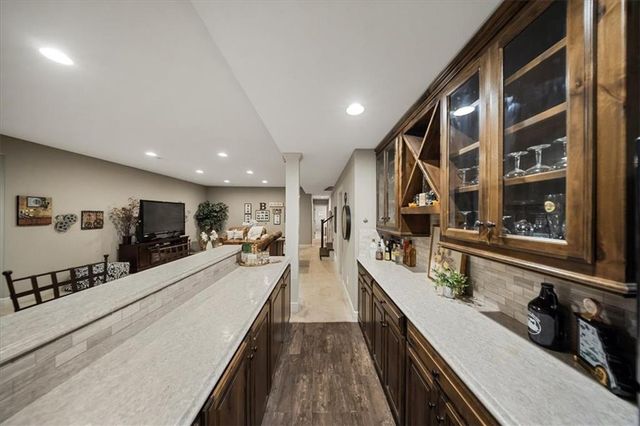 15609 Linden Street, Overland Park, KS 66224