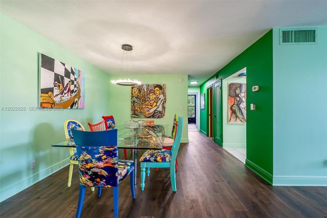6923 Cypress Rd C12, Plantation, FL 33317