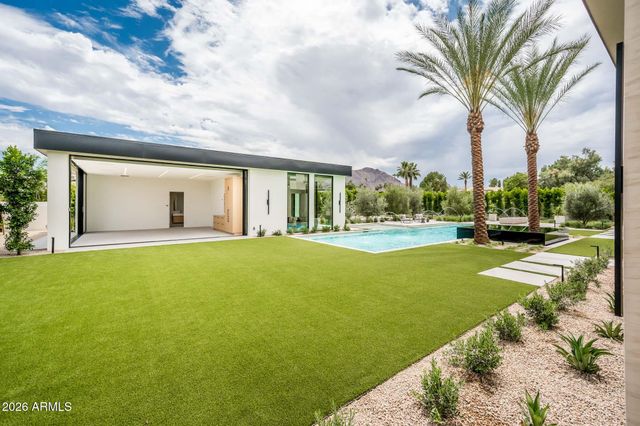 6649 E Ocotillo Road, Paradise Valley, AZ 85253