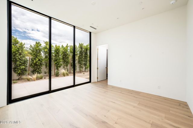 6649 E Ocotillo Road, Paradise Valley, AZ 85253